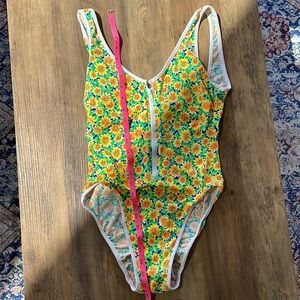 🇺🇸 {Rose Marie Reid} Vintage Floral One Piece Swim